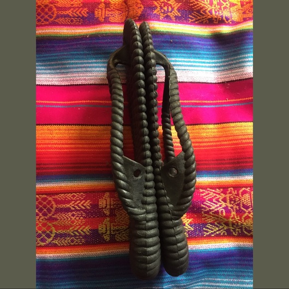 Cinderella Thong Unisex Hard Rubber Flat Sandals - Picture 3 of 4